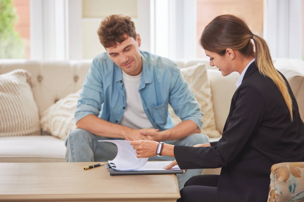 Plaud Notepin wear on the wrist