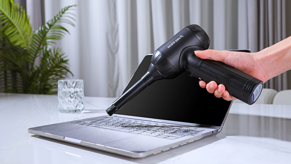 air duster clean duster on the laptop