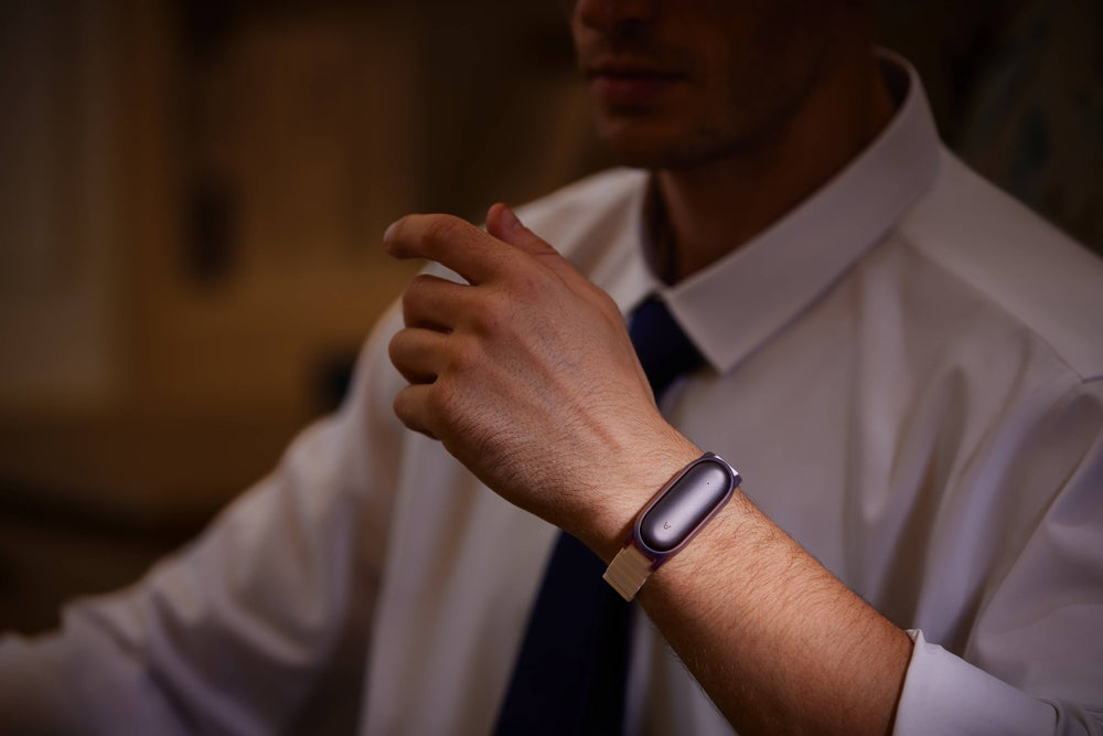 Person wearing a Plaud Note as a watch